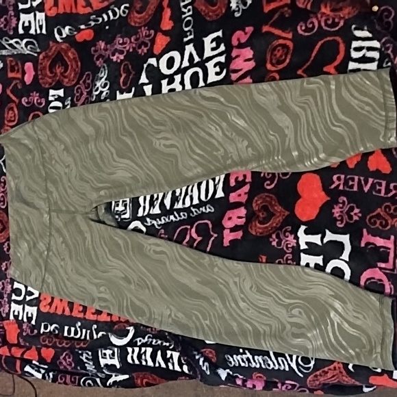 Fabletics two piece set - Picture 2 of 3